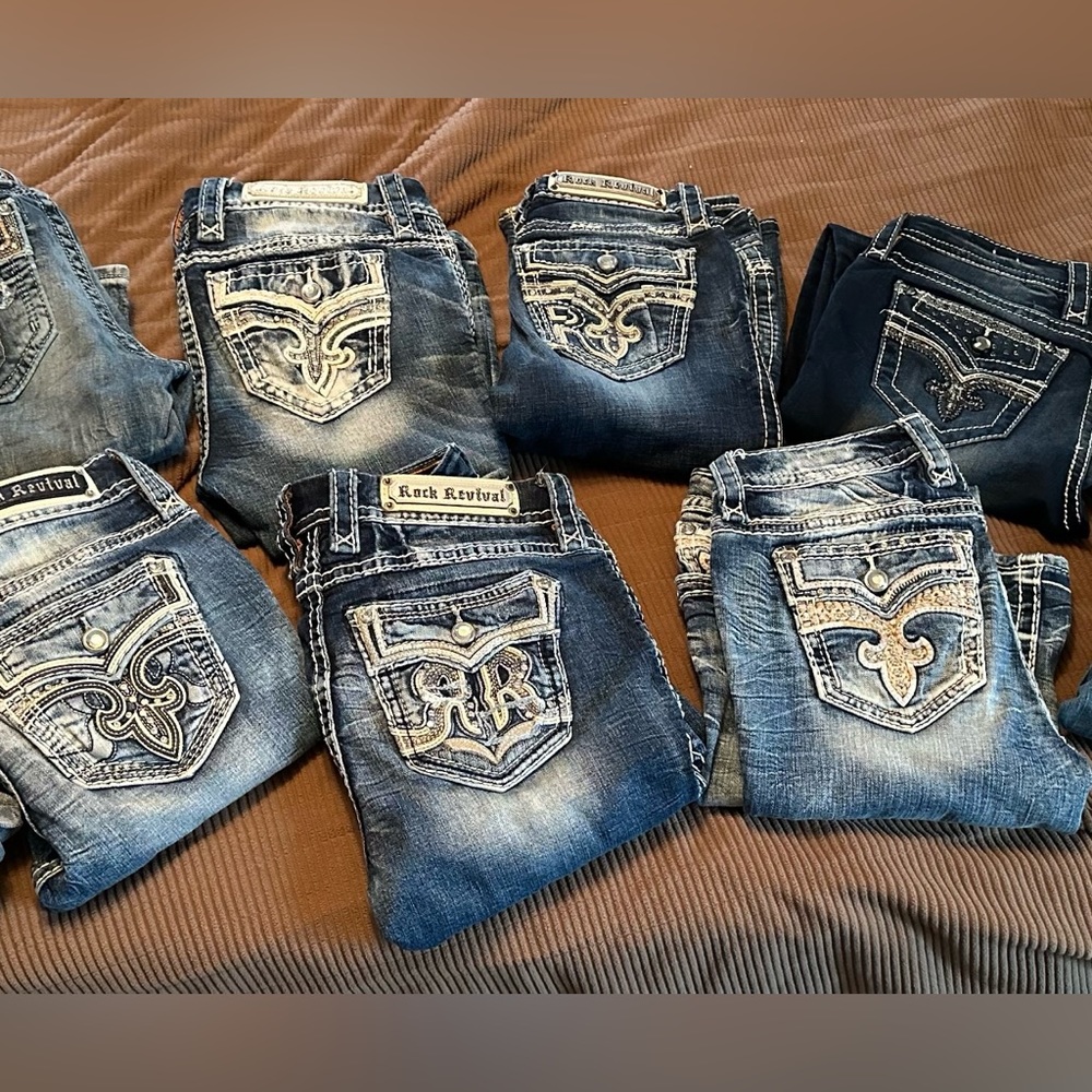 Rock Revival Jeans Size 26 like new Boot, straight and skinny. Lot of 4